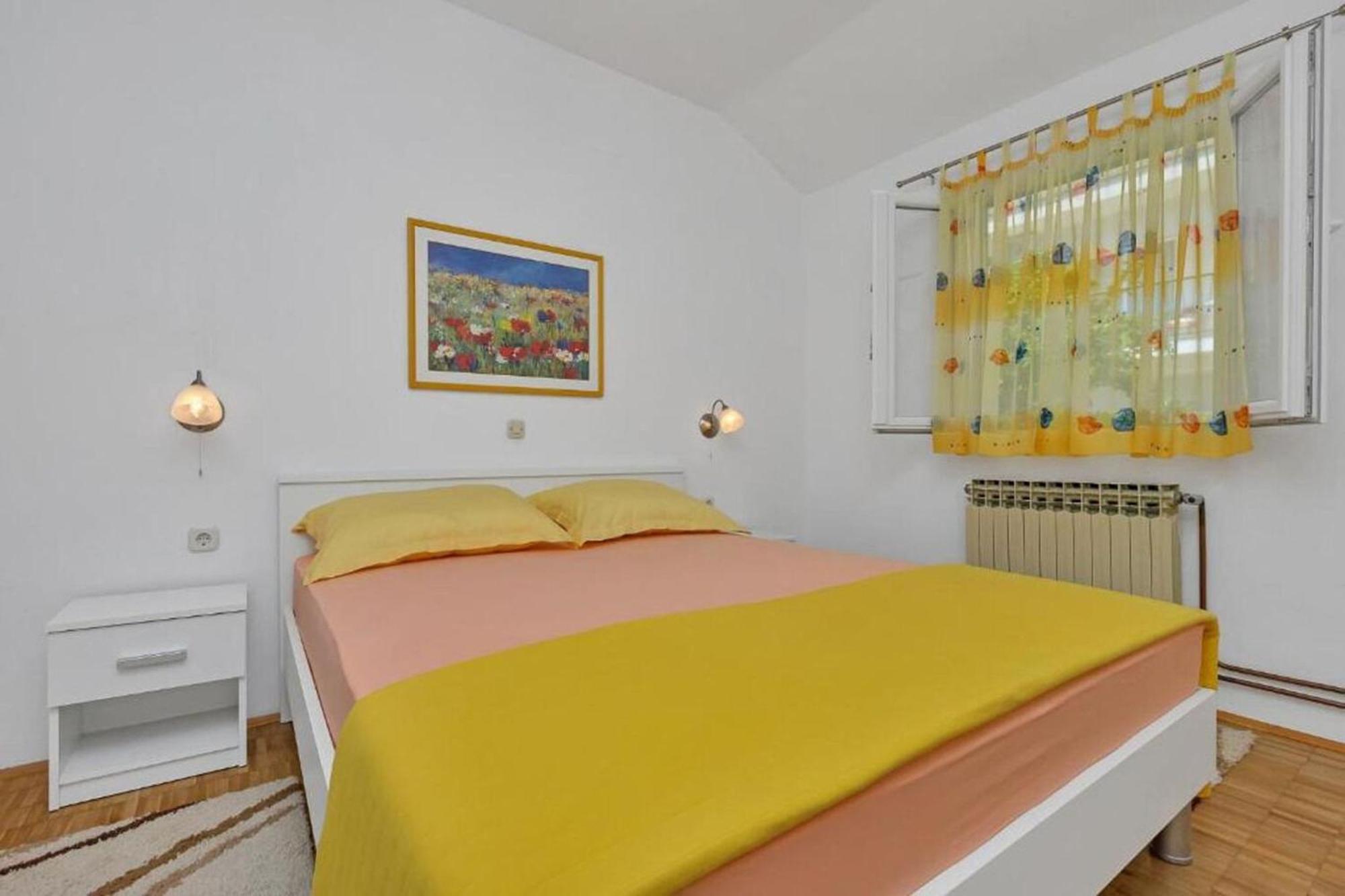 Smiljka Apartment *